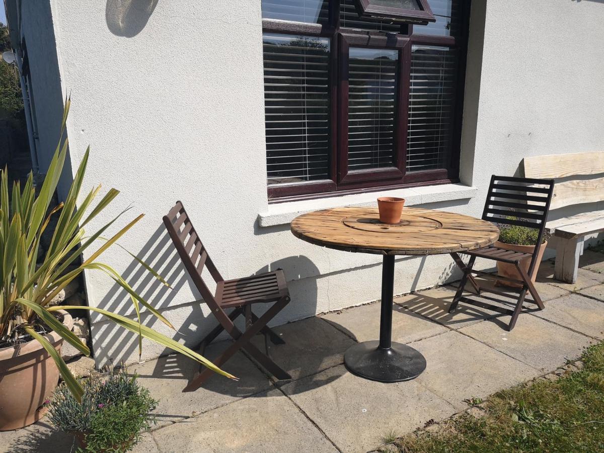 Y Cuddfan Gower Bed & Breakfast Swansea Exterior photo